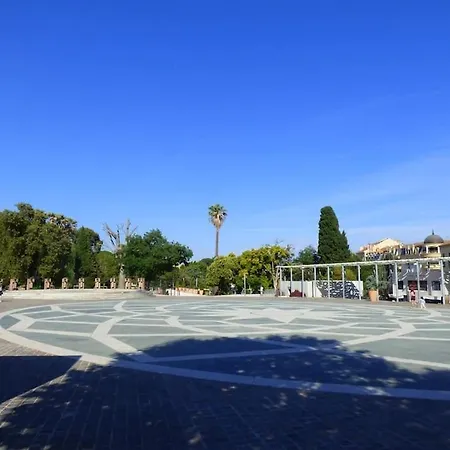 Apartment Coeur De , Parking Et Clim Hyeres