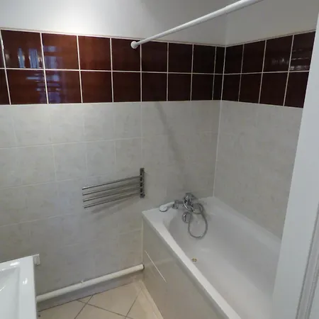 Coeur De , Parking Et Clim Apartment Hyeres